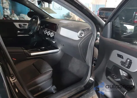 2024 Mercedes-Benz Amg Gla 35 4Matic z USA, uszkodzony, nr VIN W1N4N5BB0RJ577108